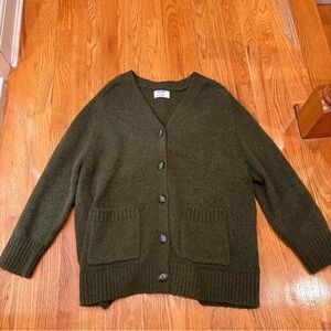 Old navy green button women’s sweater size large